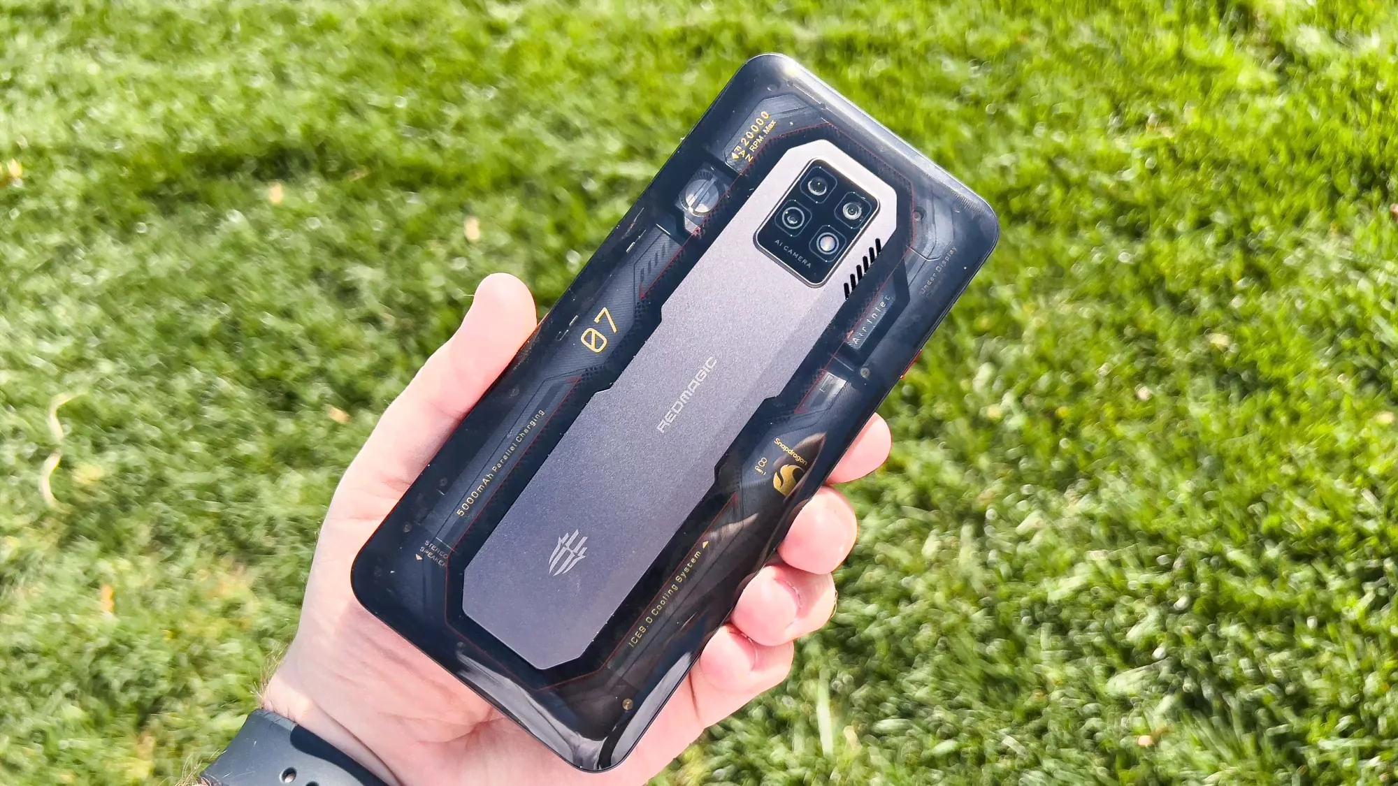 Nubia Red Magic 7 Pro 5G (2022)-0